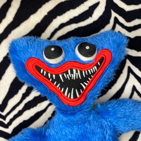 Huggy Wuggy Poppy Playtime velcro hands plush - Picture 2 of 5